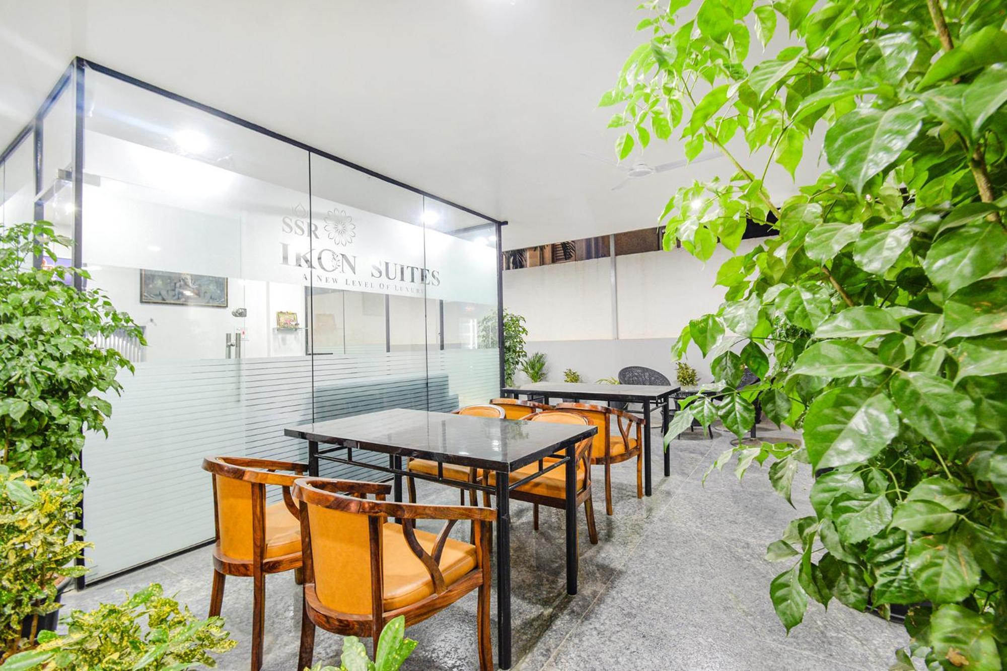 Fabhotel Ssr Ikon Suites - Nr Hyderabad Central University, Kondapur Eksteriør bilde
