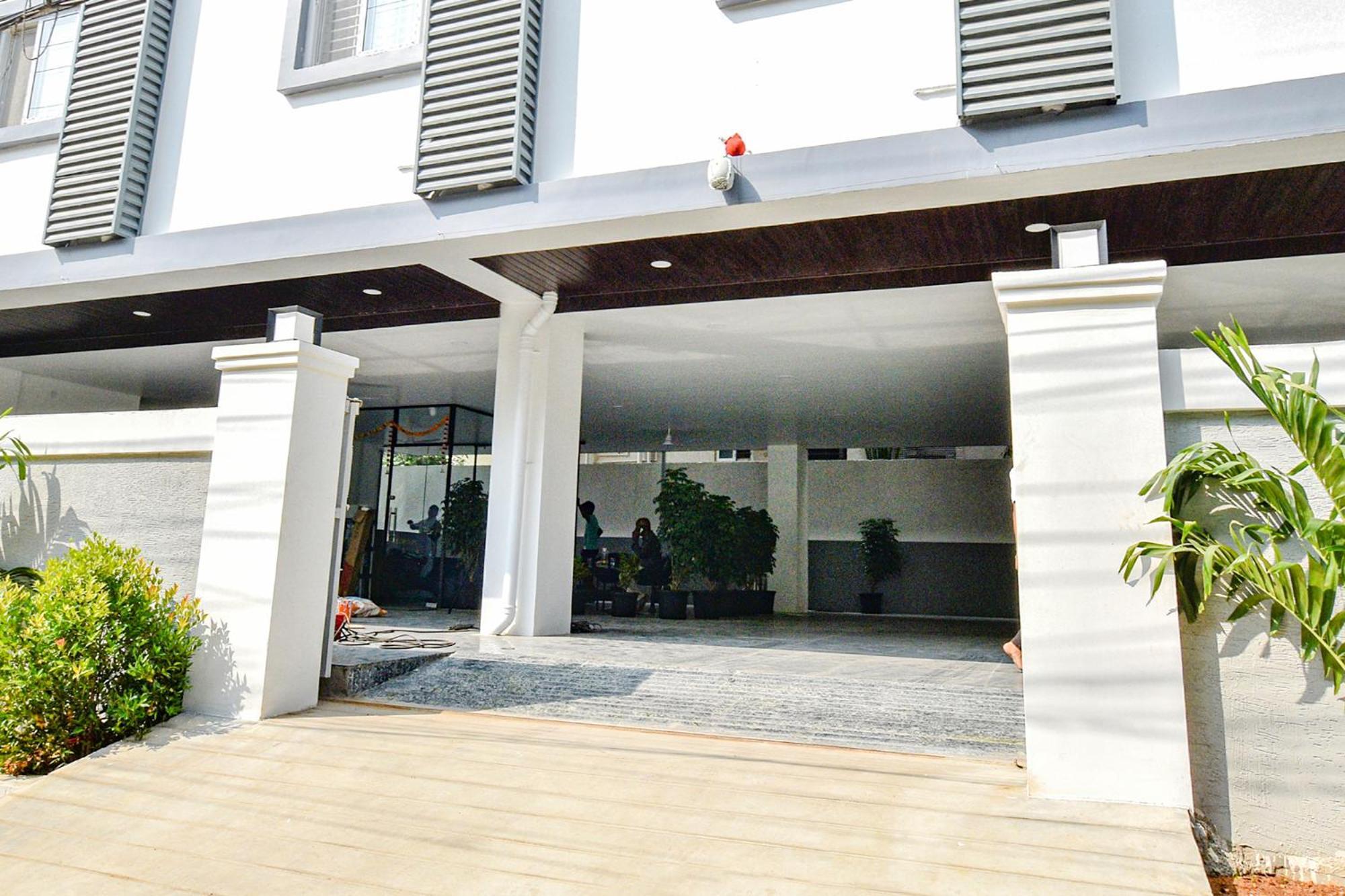 Fabhotel Ssr Ikon Suites - Nr Hyderabad Central University, Kondapur Eksteriør bilde