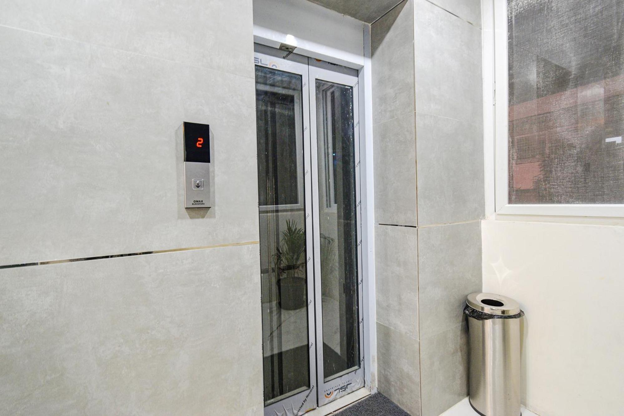 Fabhotel Ssr Ikon Suites - Nr Hyderabad Central University, Kondapur Eksteriør bilde